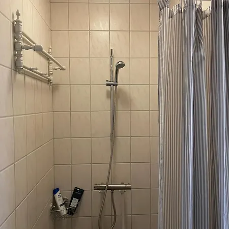 Pansiyon Cosy 40 M From Station *